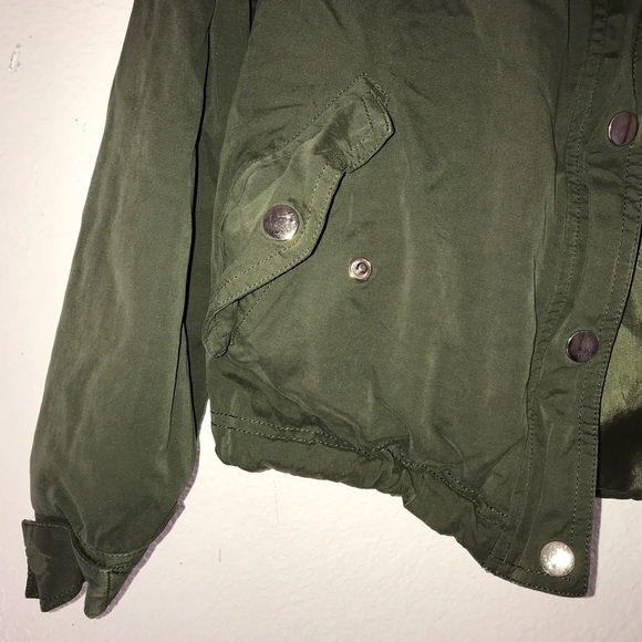 Small Olive Drawstring Utility Jacket - Picture 4 of 5